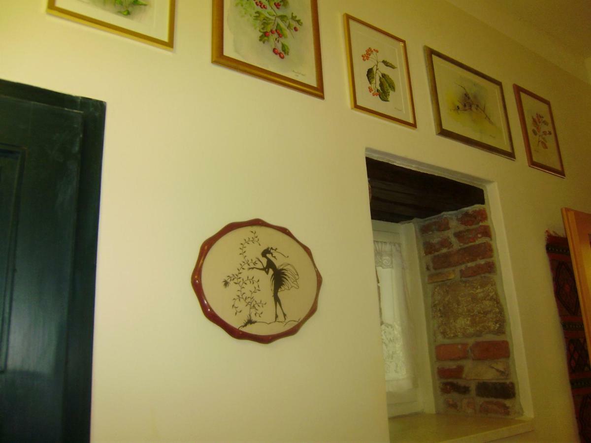Anthea Rooms Split Exterior photo
